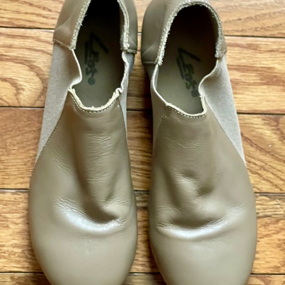 Leo Ultratone Slip-on Jazz Tap Shoes - Picture 1 of 3